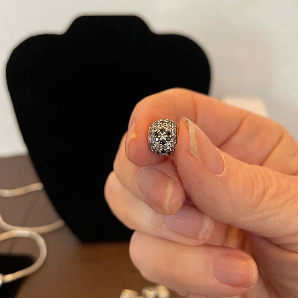PANDORA SHIMMERING BLOSSOM CHARM - Picture 2 of 2